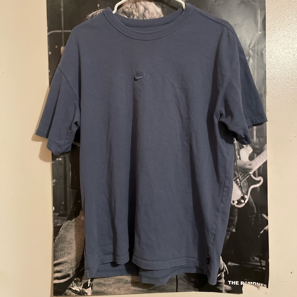 vintage bluish nike tee